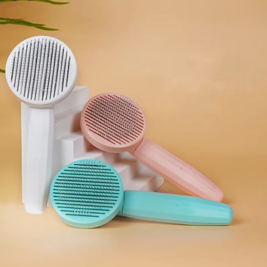 brosse-pour-chat-_blanche-rose-vert